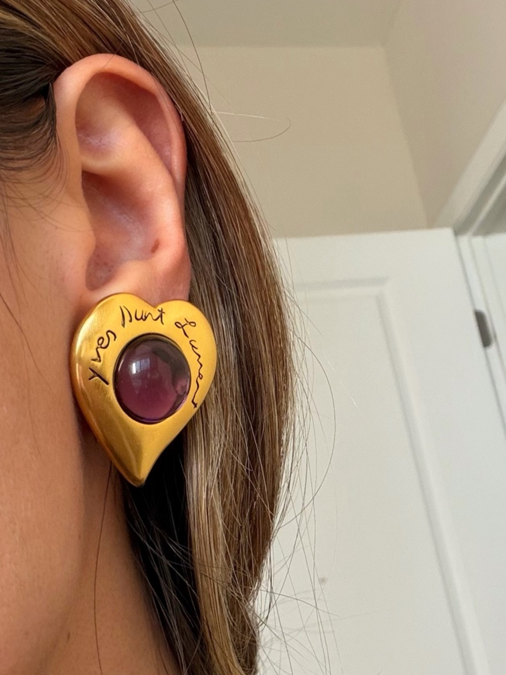 💜Yves Saint Laurent Gold Heart Earrings with Purple Cabochons✨ - Picture 8 of 9